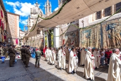 Miles de personas llenan Toledo atraídas por el esplendor del Corpus Christi
