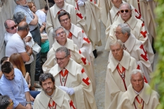 ab0b7d76-3504-45df-ab8a-6062f847250b